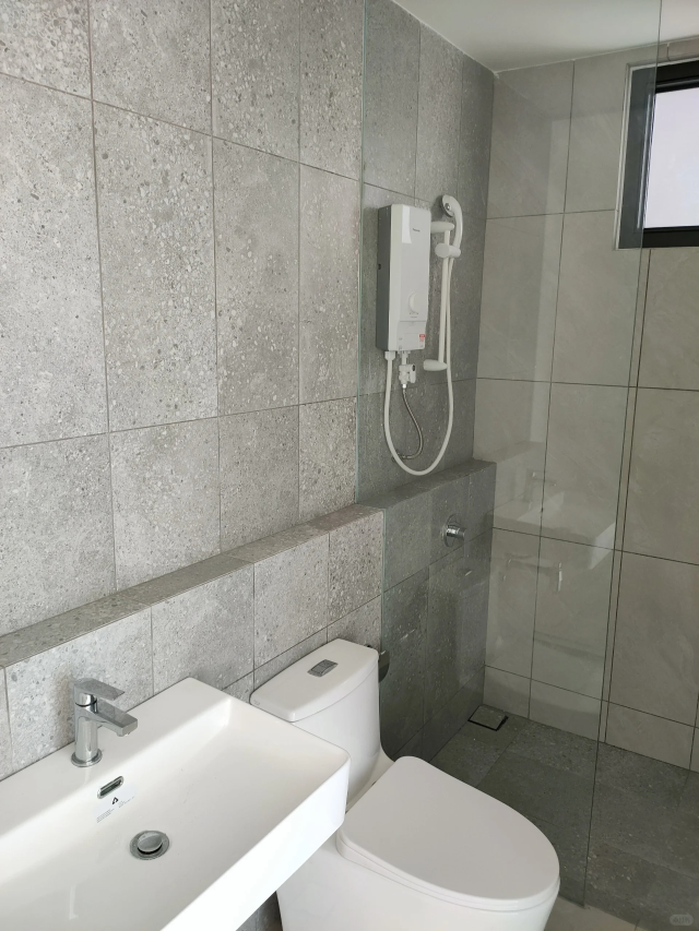 Emerald 9, Persiaran Awana for sale - photo 4