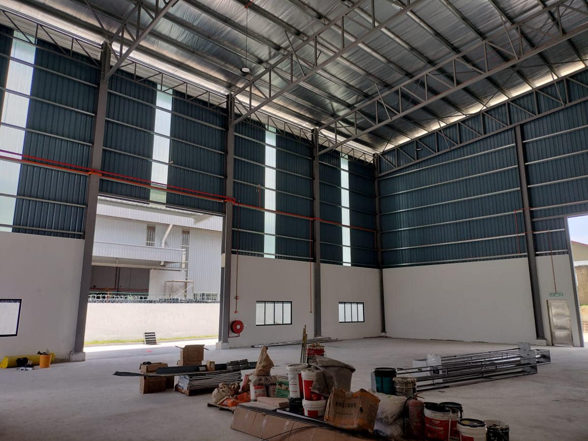 Warehouse and factory at batu 11 - photo 3