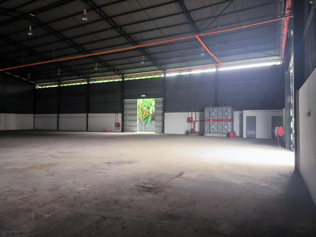 Kampung Subang Factory and warehouse - photo 4