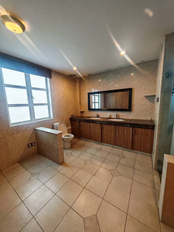 11 Bedroom Bungalow Freehold beside Eko Cheras - photo 2