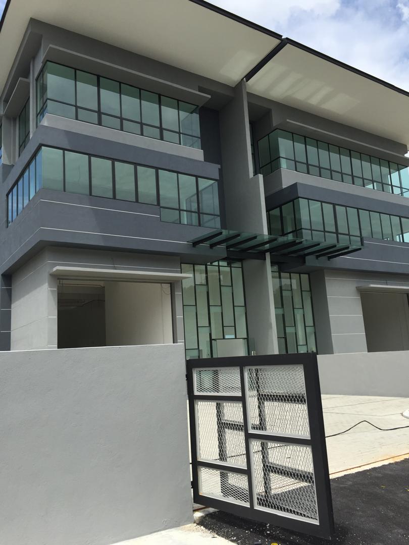 Bandar Teknologi Kajang 3sty Semid Factory
