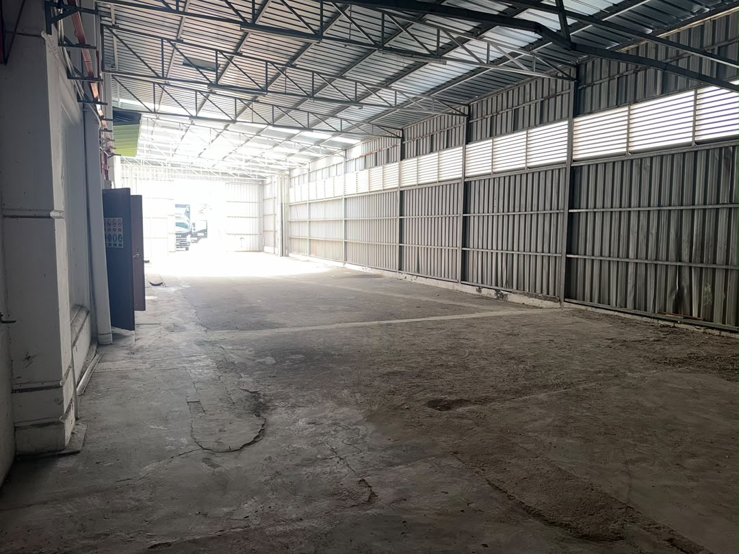 Kota Damansara Factory Warehouse - photo 2