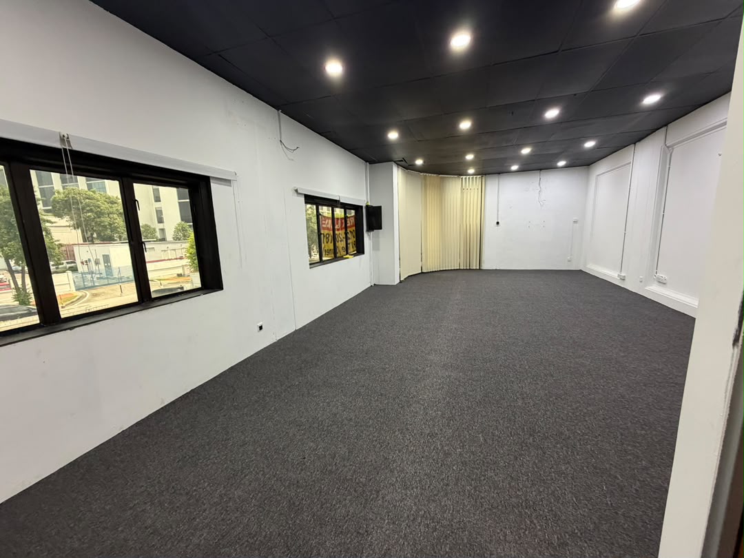 Kota Damansara Factory Warehouse - photo 6