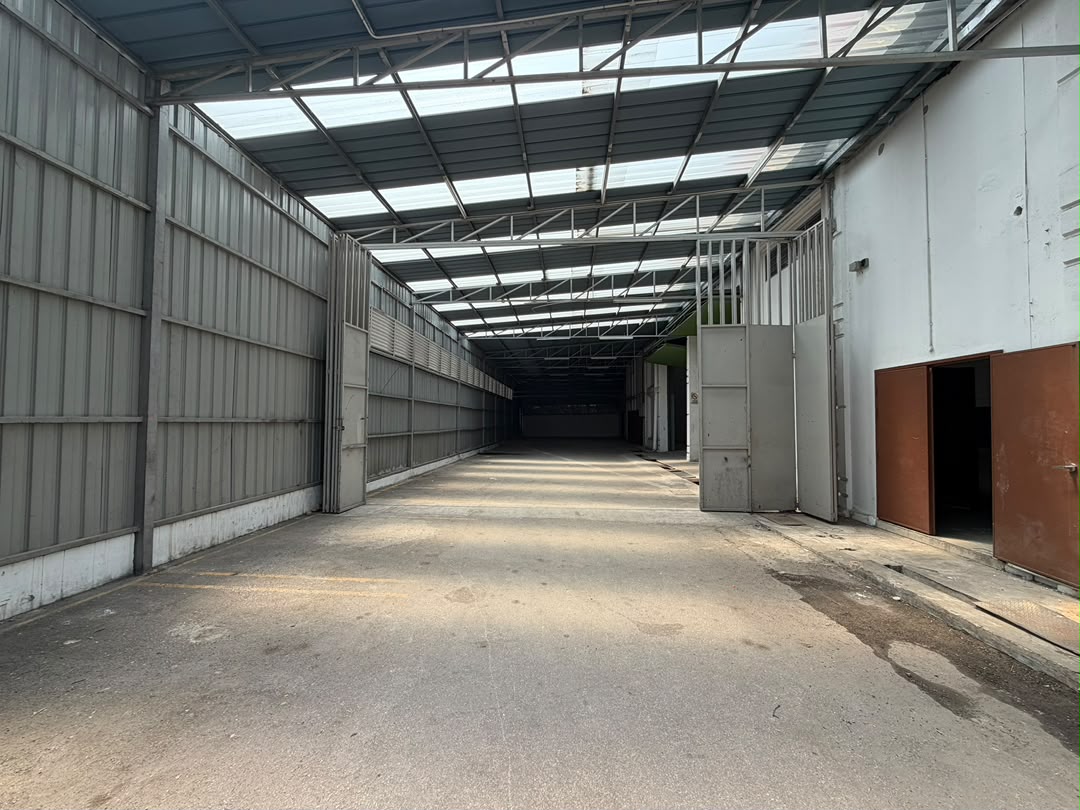 Kota Damansara Factory Warehouse - photo 12