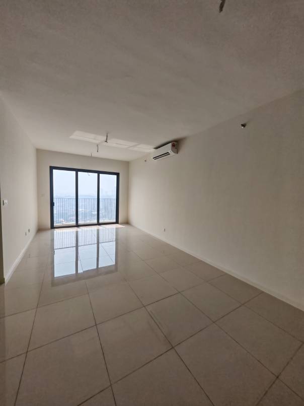 emerald 9 Freehold mrt 1300sf - photo 8