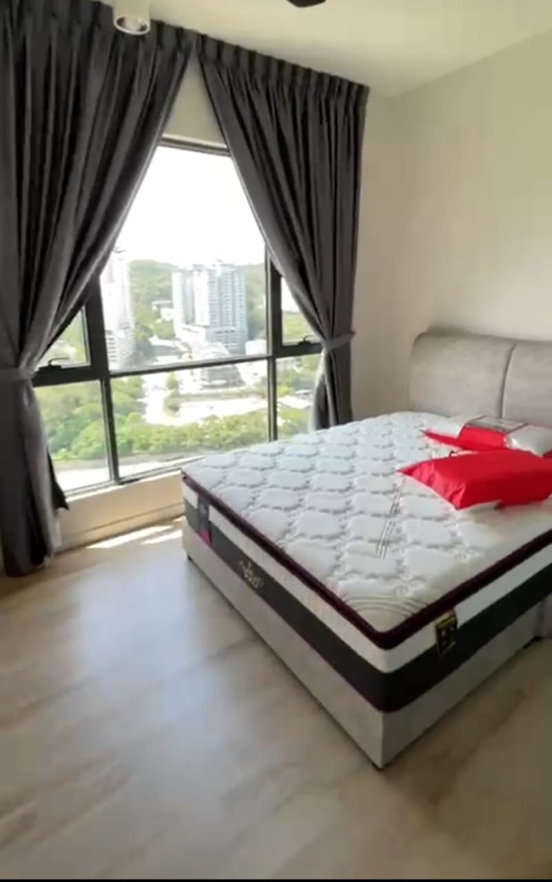 Emerald 9 Freehold mrt fully furnished - photo 2