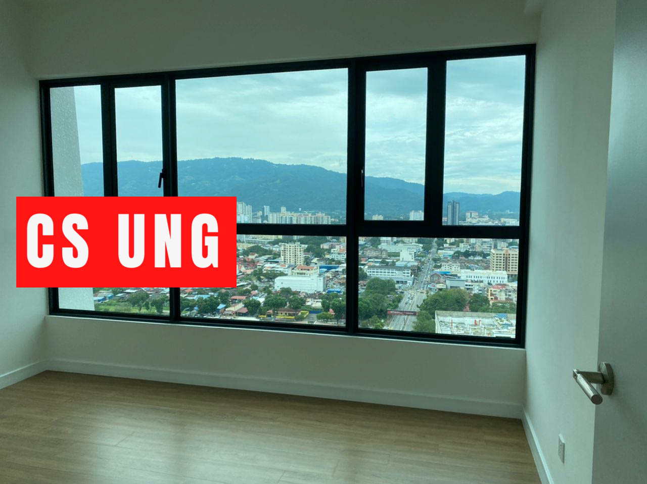 3 Residence 1033sf - photo 10