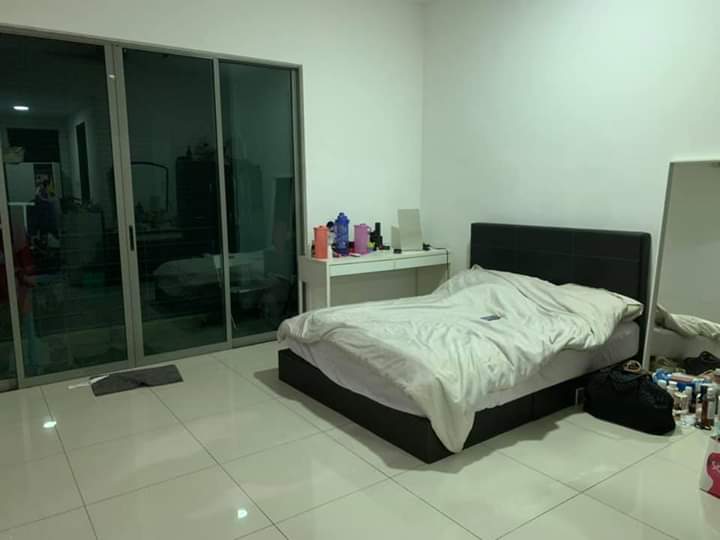 Bukit Jalil Landed, 3-Storey Terrace - photo 3