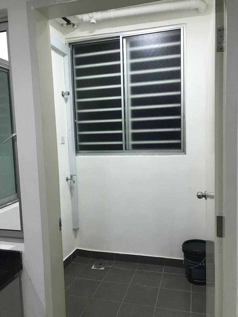 Balcony Savanna Southville City Sewa Condo Bangi - photo 9