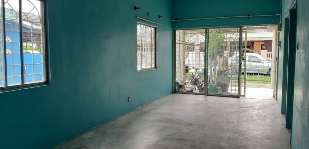 End Lot Teres 1 Tingkat Taman Sri Melor - photo 2
