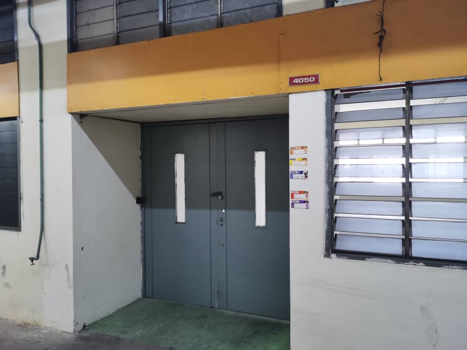 Segambut Kepong Warehouse Kompleks Sentral kalai - photo 2