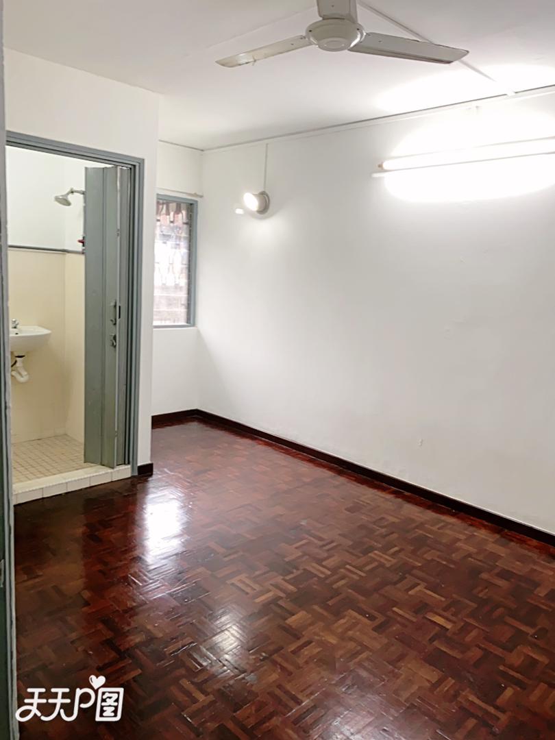 Seksyen 2 Flat - photo 4