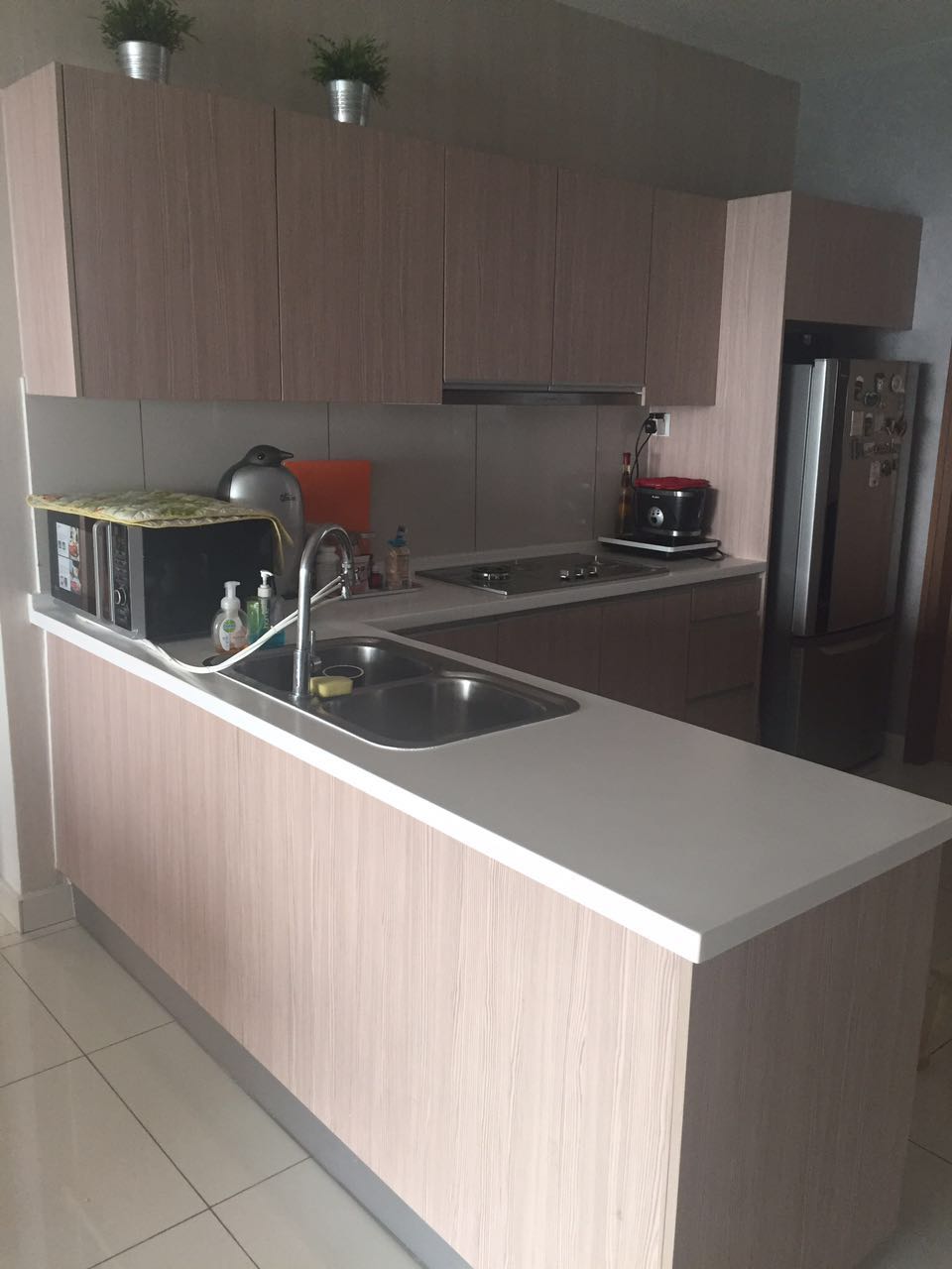 Royal regent condominium - photo 7