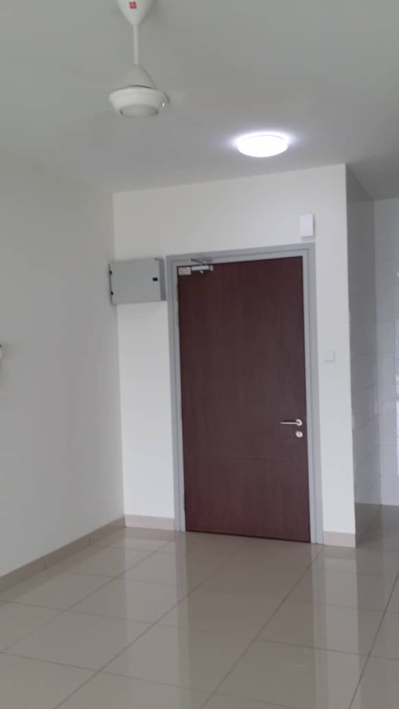 Lido residency 962sf Partly reno cheras - photo 2