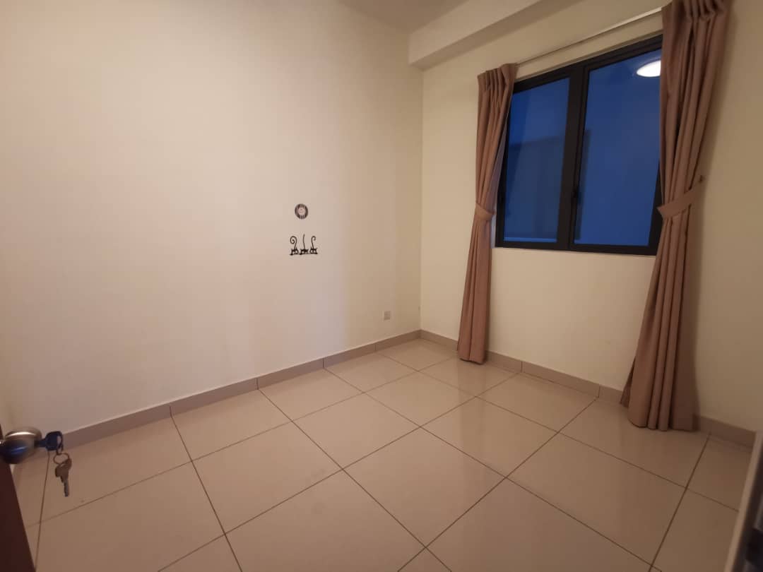 Lido residency 962sf 470k - photo 4