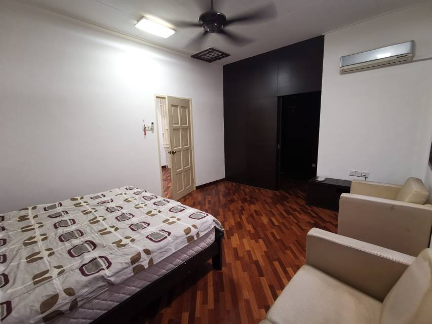 Bandar puteri puchong 12 22x70 2sty - photo 4