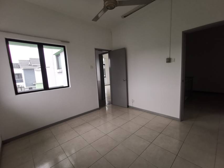 Park Villa Town House 1560sf bandar bukit puchong - photo 11