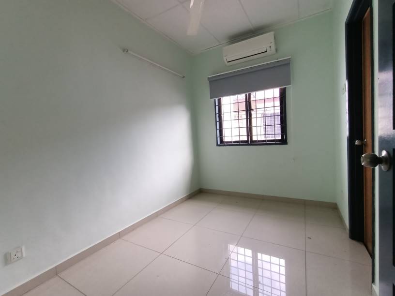 Taman Puchong Utama PU6 2sty rent - photo 4