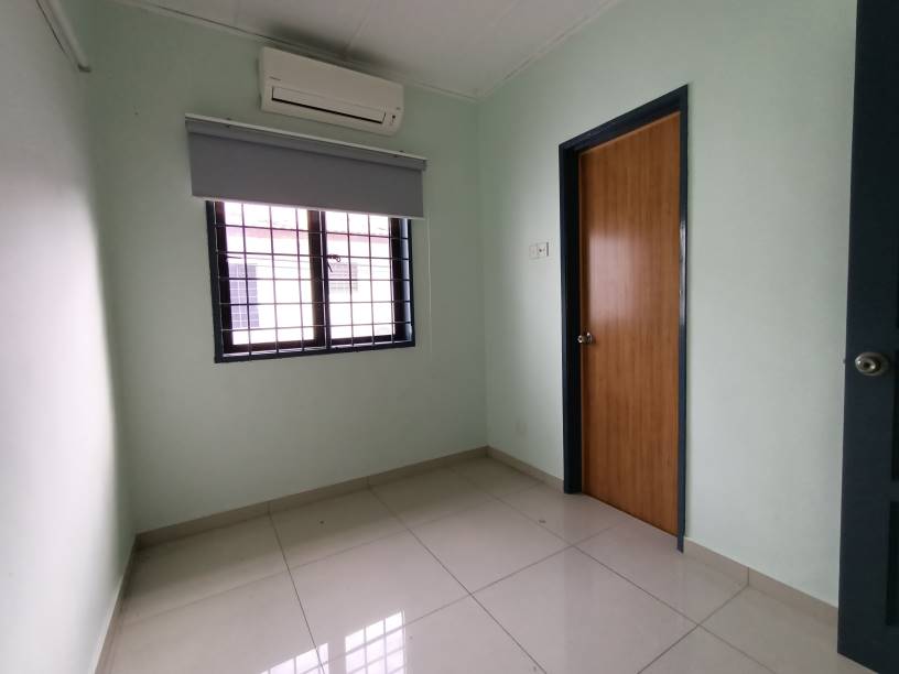 Taman Puchong Utama PU6 2sty rent - photo 7