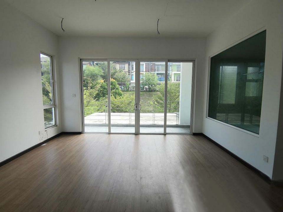 Suria Villa 3 storey semi-d - photo 2