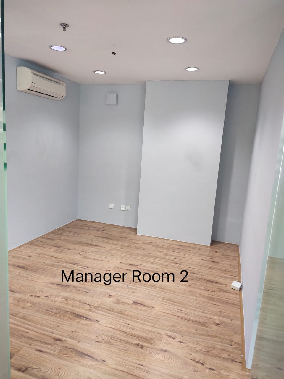 Oasis Square Office 2970sf Fully renovate - photo 8