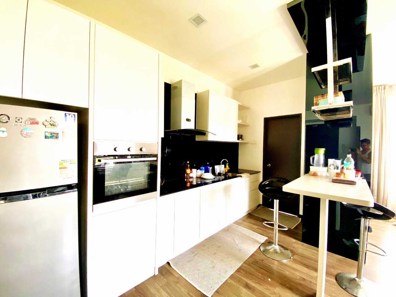 Landmark Residence B-17-20 - photo 4