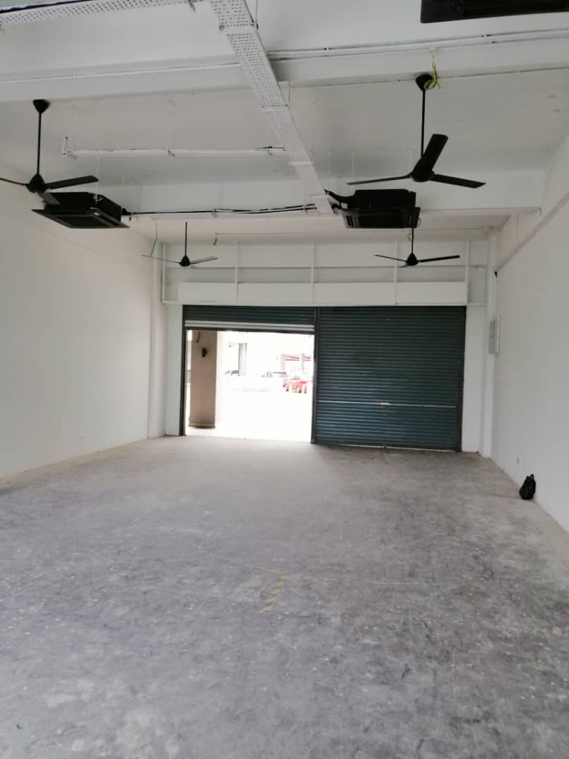 StarParc Point Ground Floor Shop Office - photo 4
