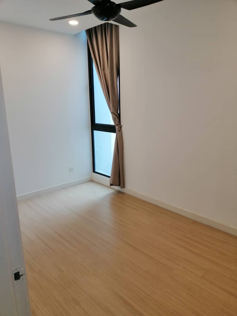 H2O Residences C-07-22 - photo 5