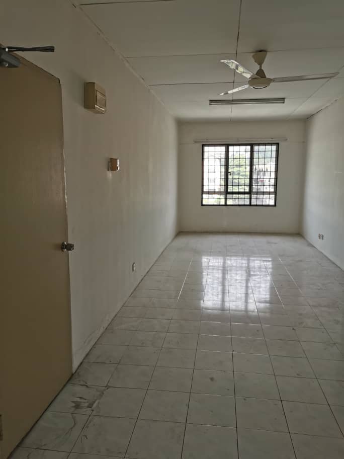 Indah Condominium, Damansara Damai - photo 3