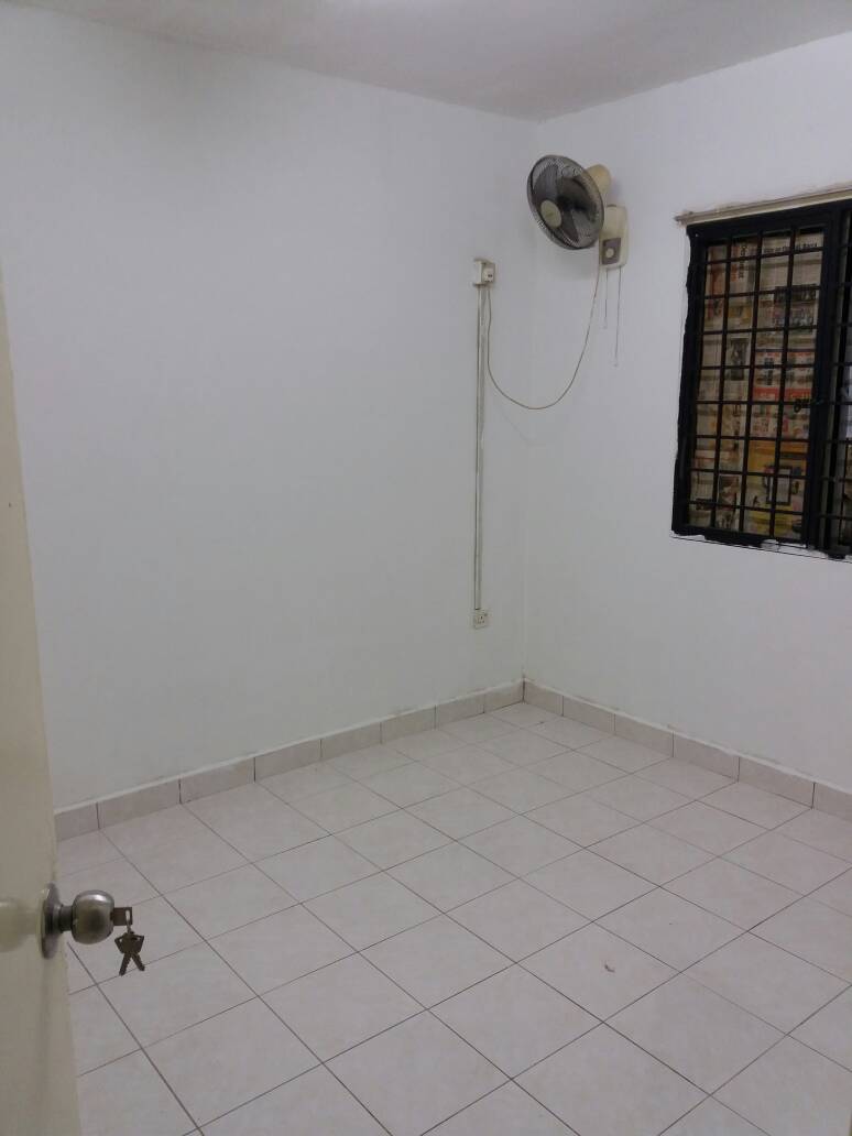 Flora damansara Flat - photo 2