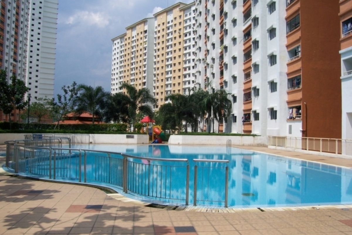 Flora damansara - photo 6