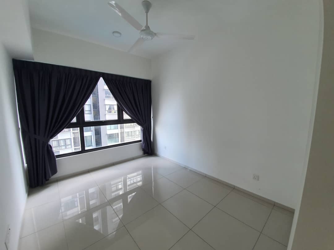 D sara Central  809sf  1400 - photo 3