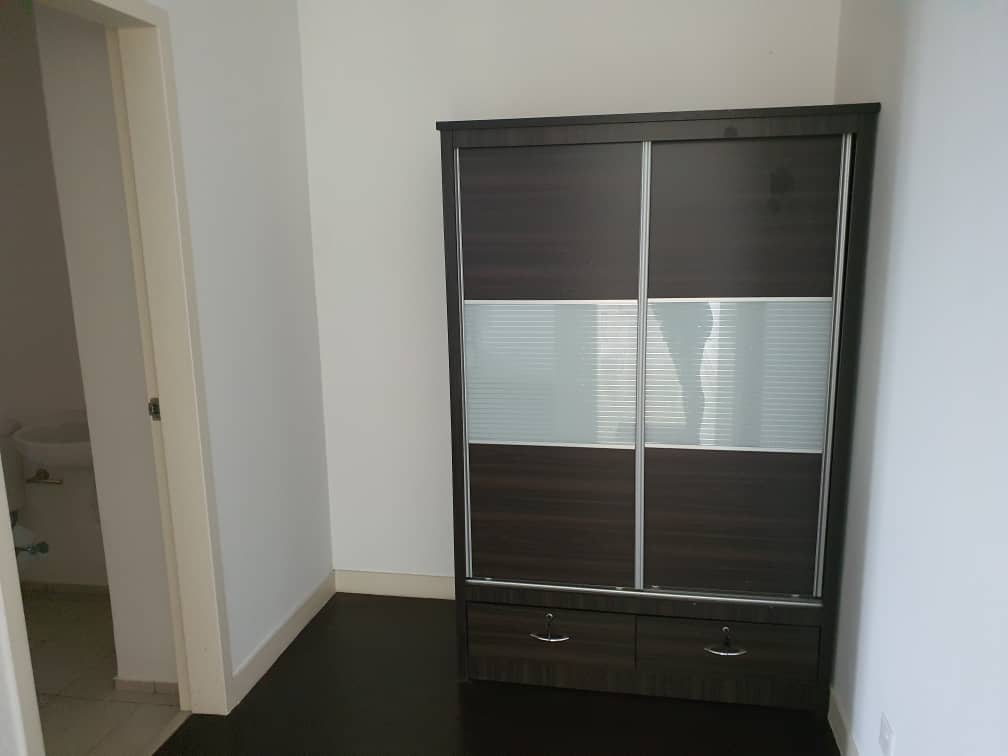 Windows on The Park 3r4b FF 2014sqft RM2600 - photo 6
