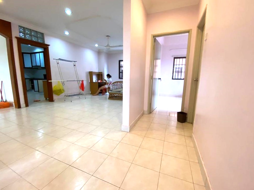 Evergreen Park Scot Pine 3r3b PF 1650sqft RM2000 - photo 2