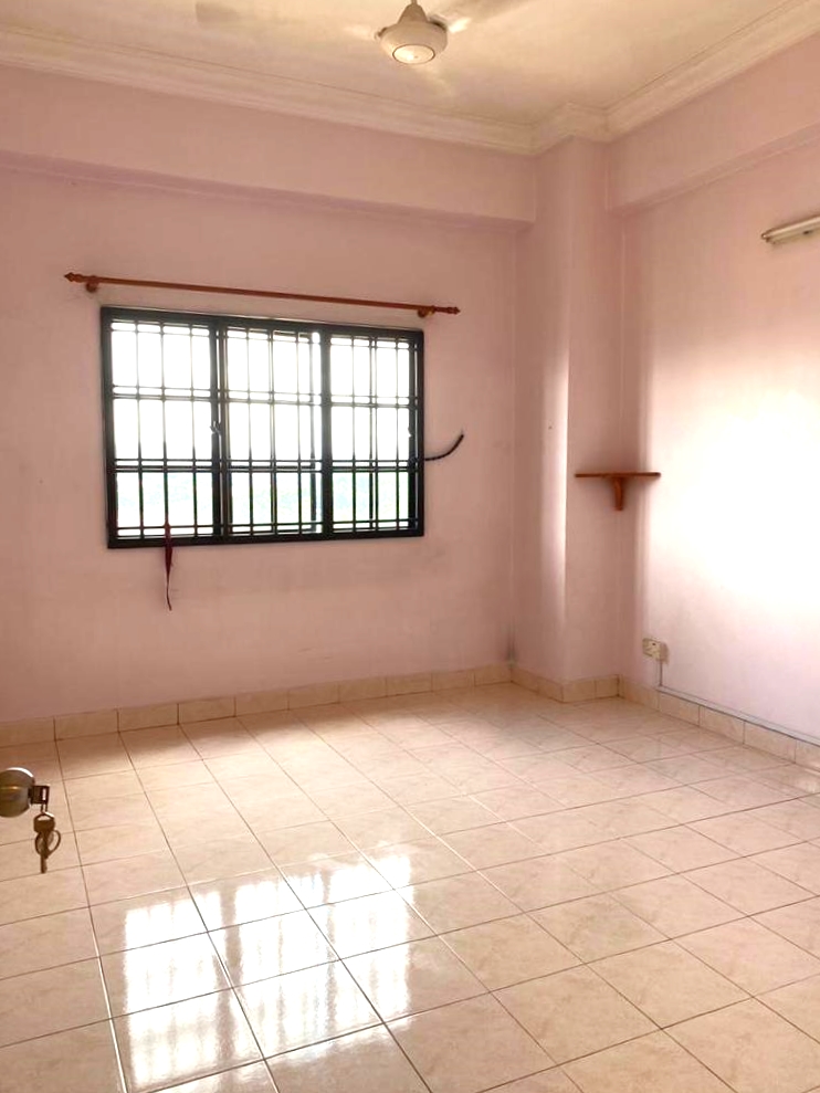 Evergreen Park Scot Pine 3r3b PF 1650sqft RM2000 - photo 6