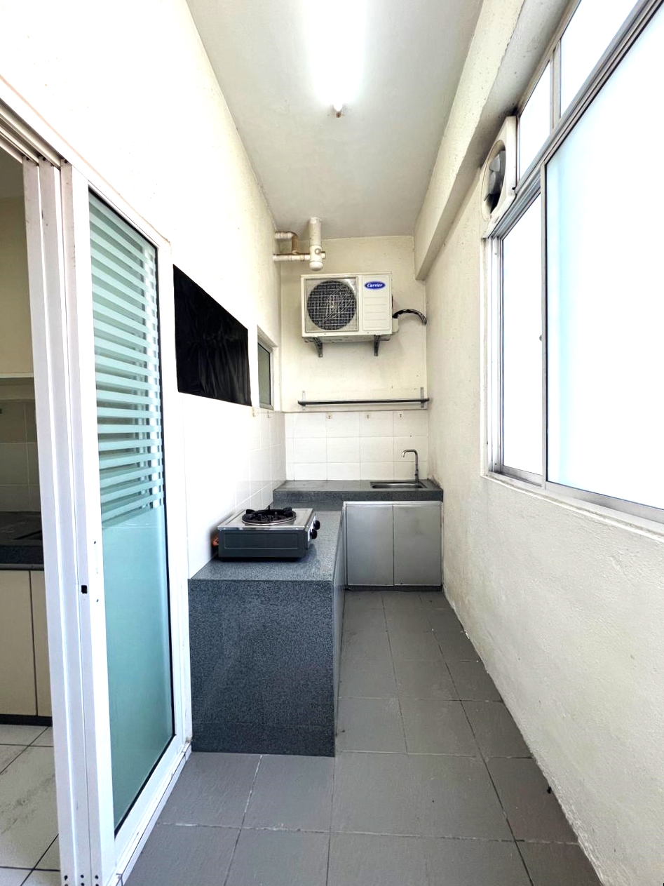 Suria Residence 4r2b PF 1344sqft RM1550 - photo 12