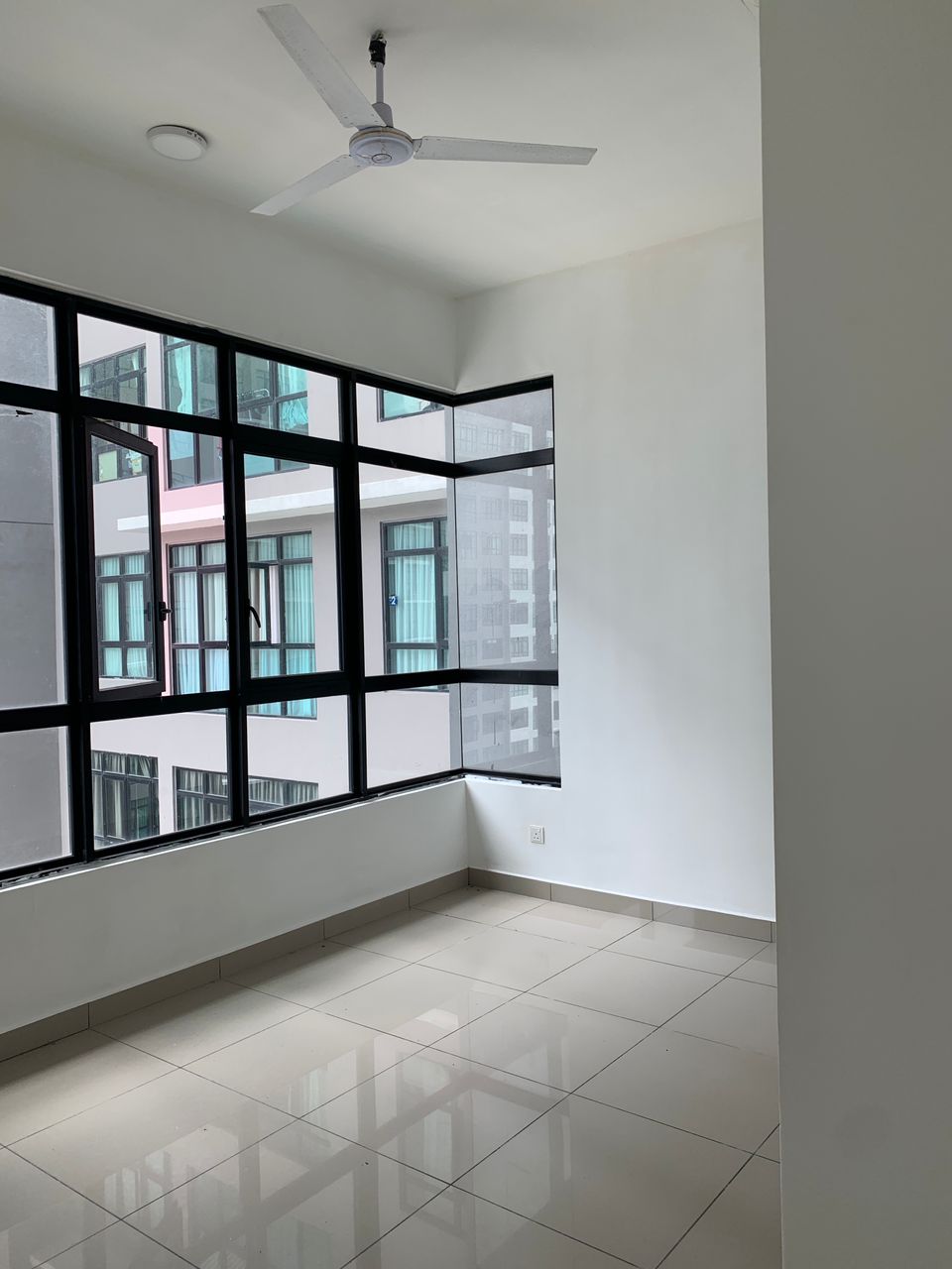 Conezion 2r2b Partially Furnished 783sqft RM1500 - photo 5