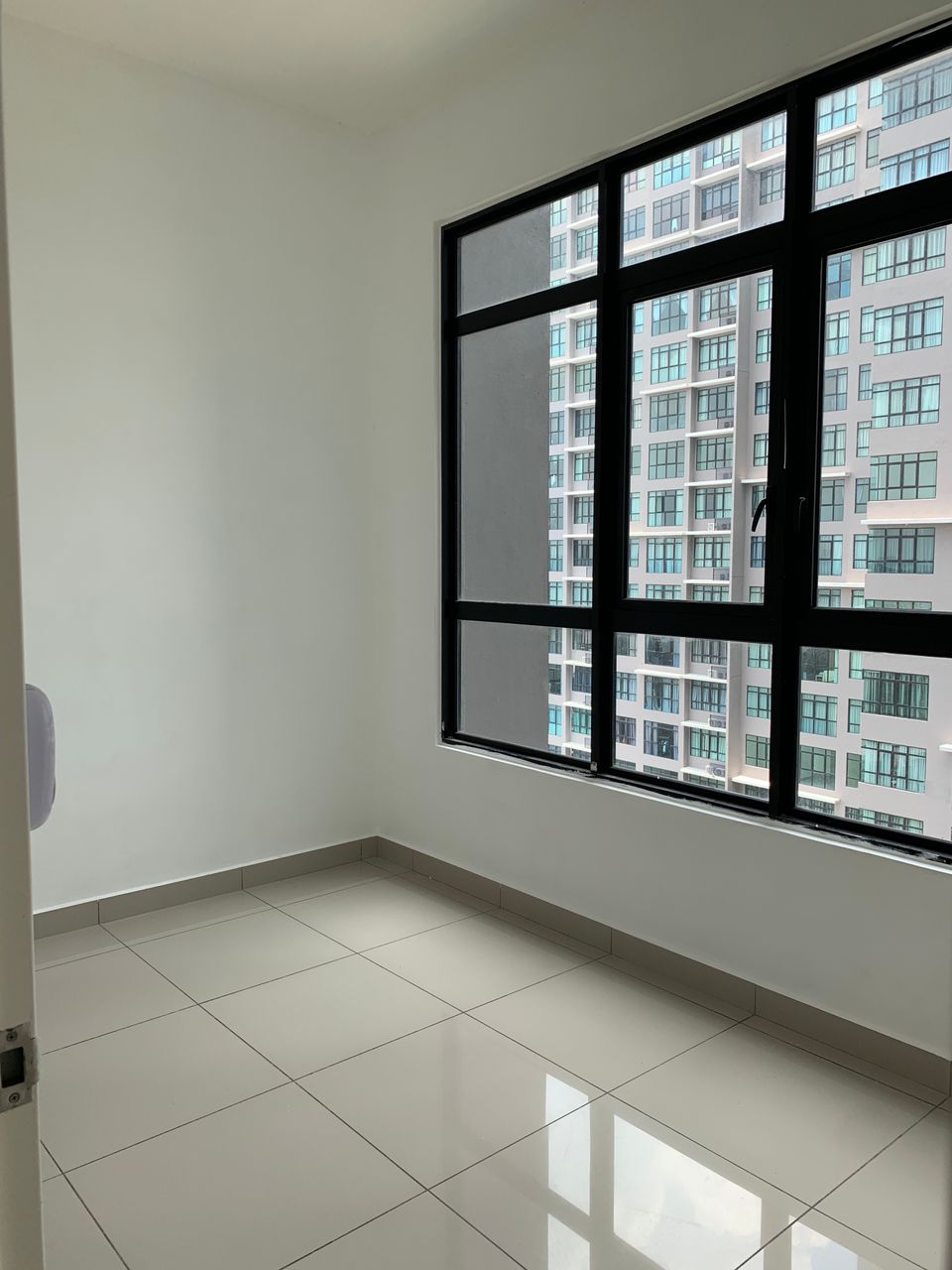 Conezion 2r2b Partially Furnished 783sqft RM1500 - photo 9