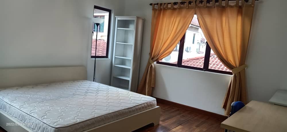 Aman Suria Damansara 5r5b FF 3500sqft RM5200 - photo 8