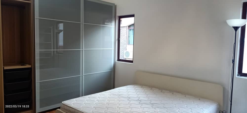 Aman Suria Damansara 5r5b FF 3500sqft RM5200 - photo 9