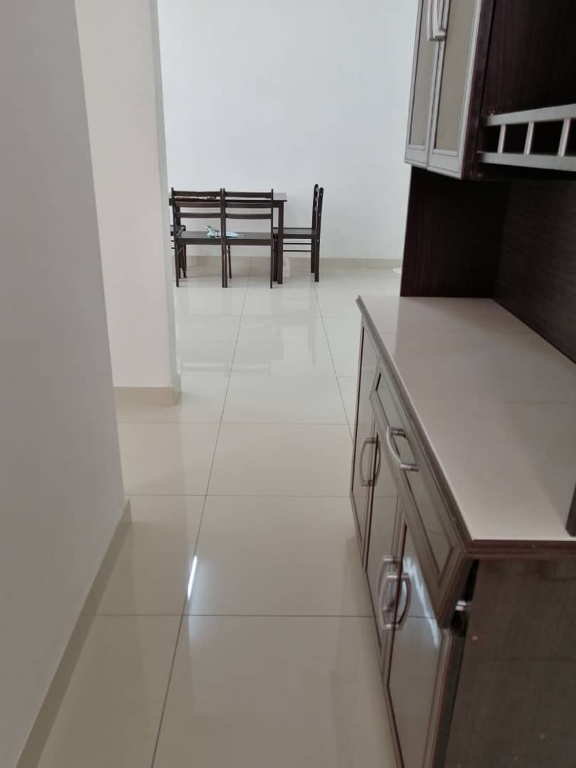 Univ 360 Place 2r2b PF 710sqft RM1200 - photo 4