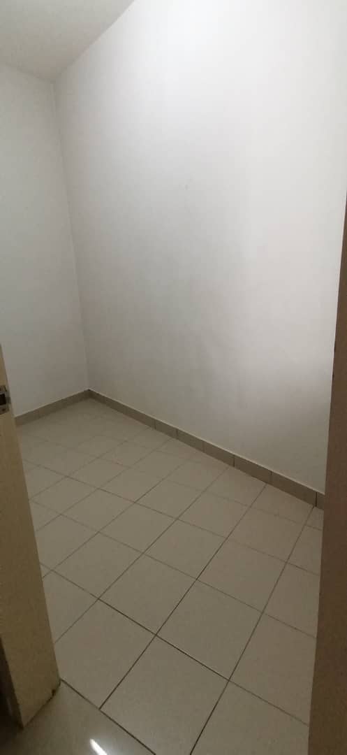 Univ 360 Place 2r2b PF 710sqft RM1200 - photo 5