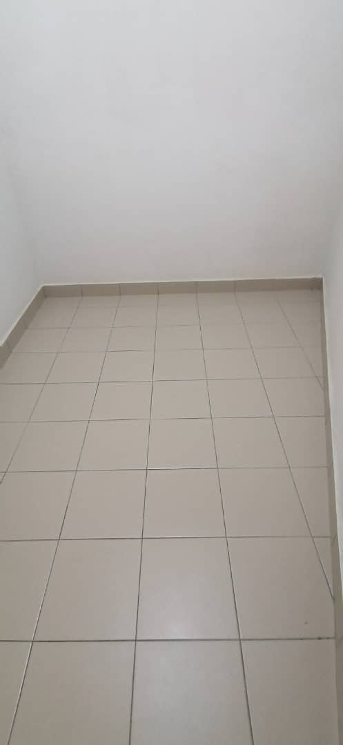 Univ 360 Place 2r2b PF 710sqft RM1200 - photo 6