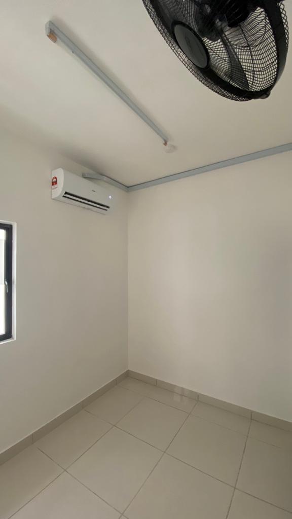 Traders Garden 3r2b PF 773sqft RM1600 - photo 3