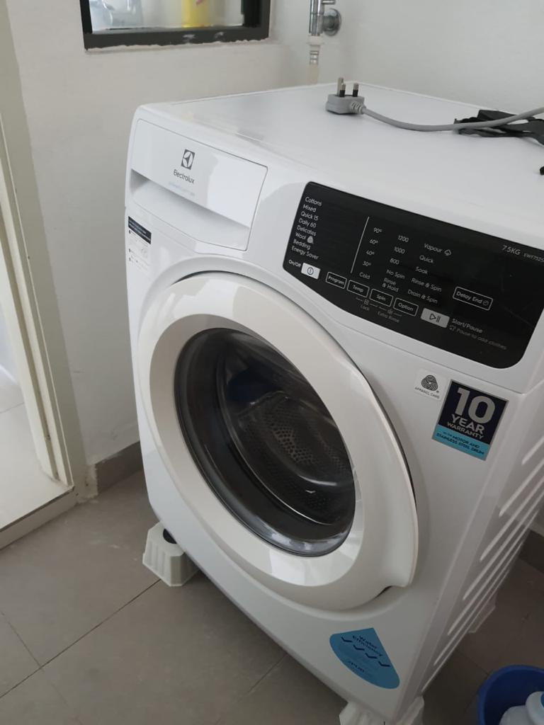 Sfera Residency 3r2b FF 985sqft RM1600 - photo 5