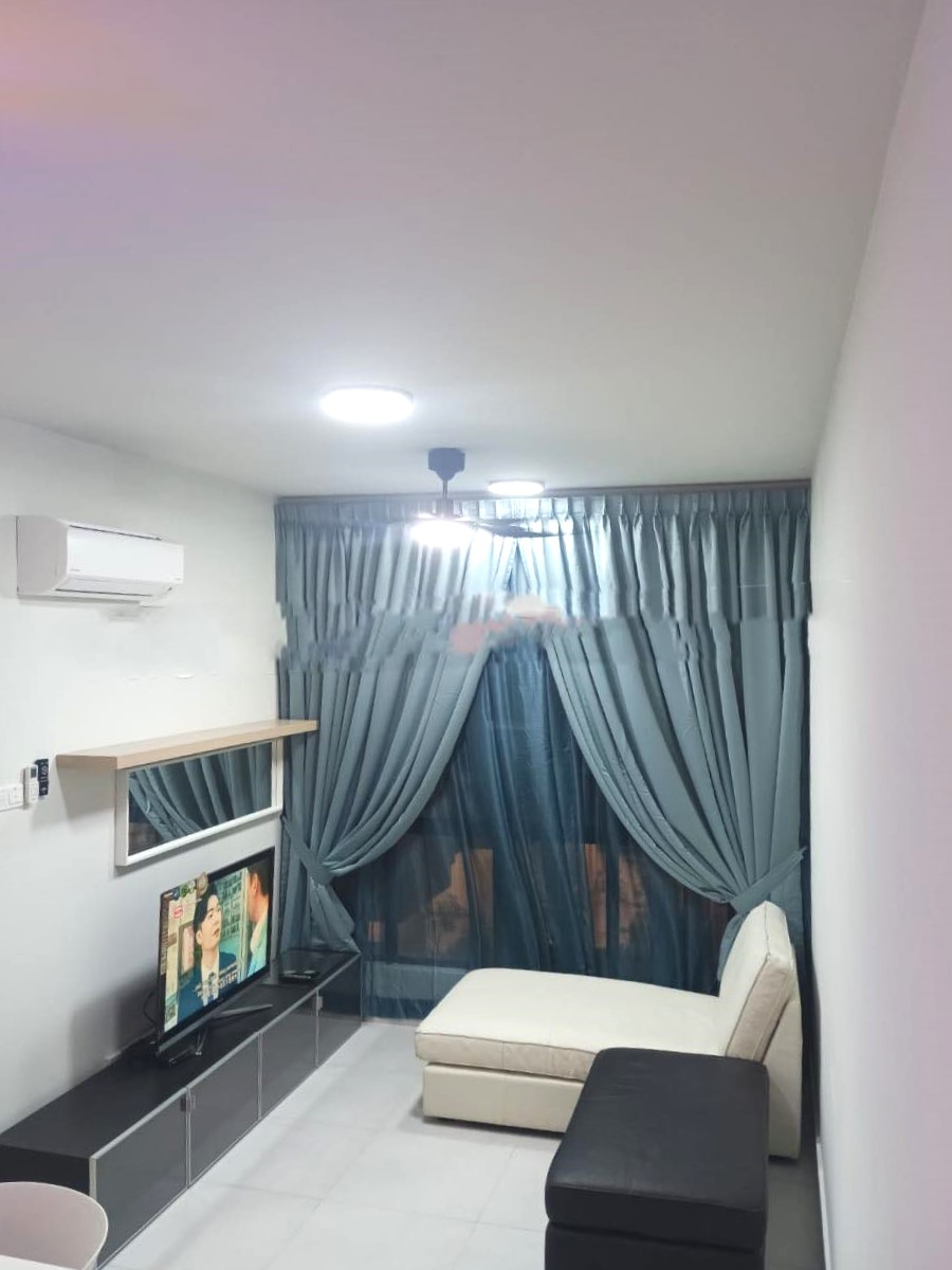 Majestic Maxim 2r2b FF 615sqft RM2500