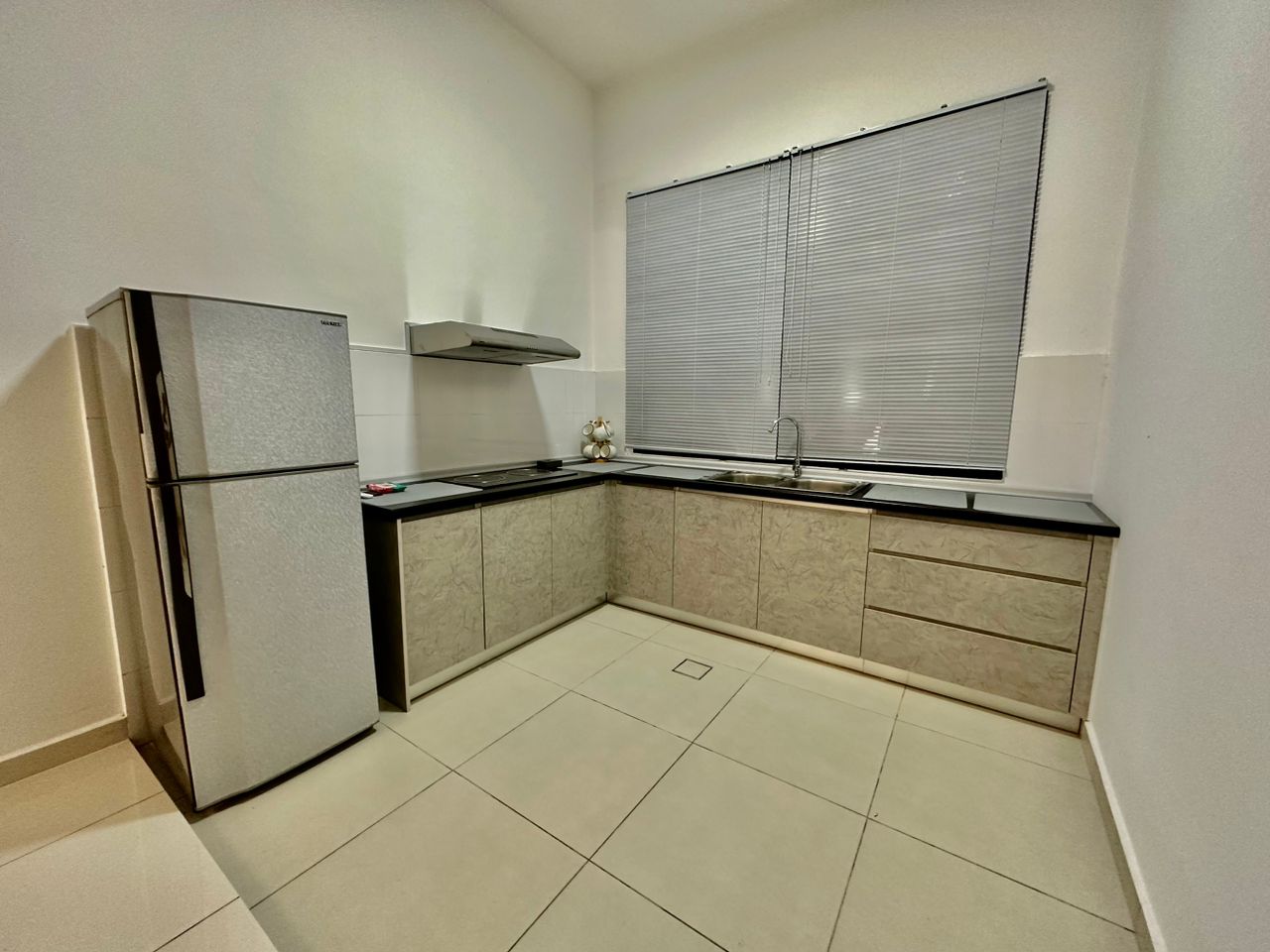 Affiniti Residences 3r3b FF 3300sqft RM3300 - photo 5