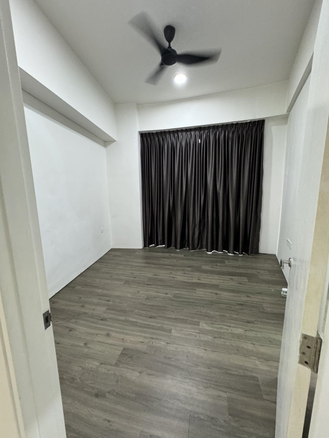 O2 Residence 2r2b PF 1292sqft RM1400 - photo 4