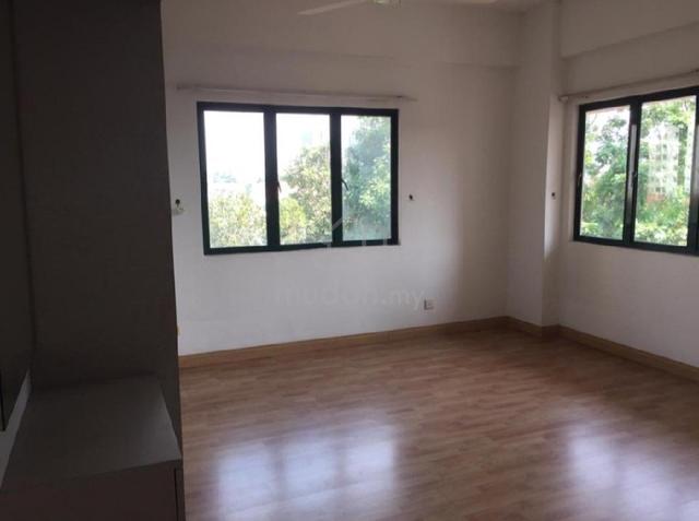 Li Villas 4r3b FF 1280sqft RM3500 - photo 6