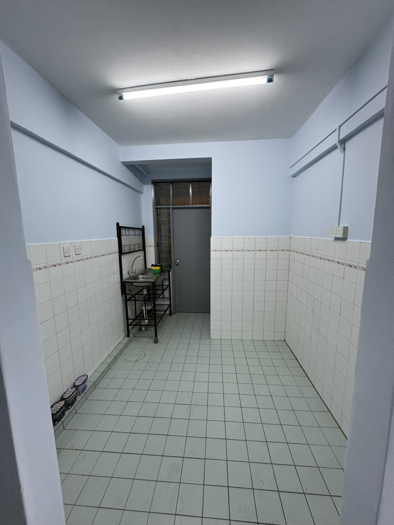 Abadi Indah 3r2b PF 850sqft RM1000 - photo 8